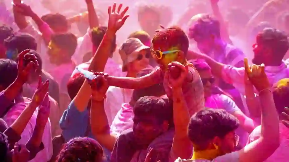 holi-is-the-festival-of-unity-laughter-and-positivity